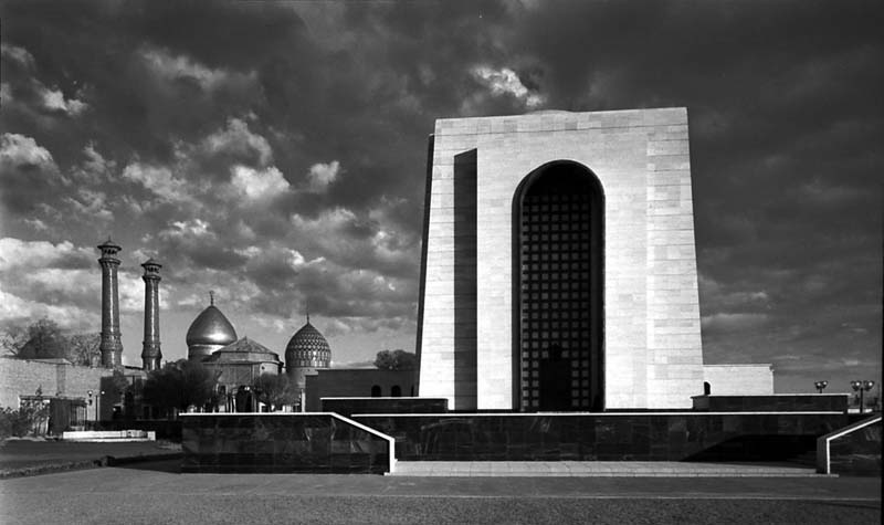 آرامگاه رضا شاه در شهر ری